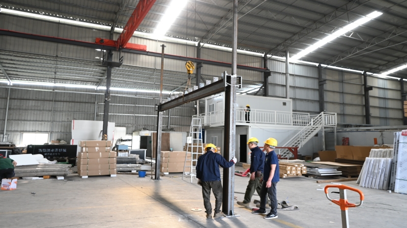 After the production of the steel structure is completed, we conduct a trial assembly before shipment to ensure smooth installation for the customer.